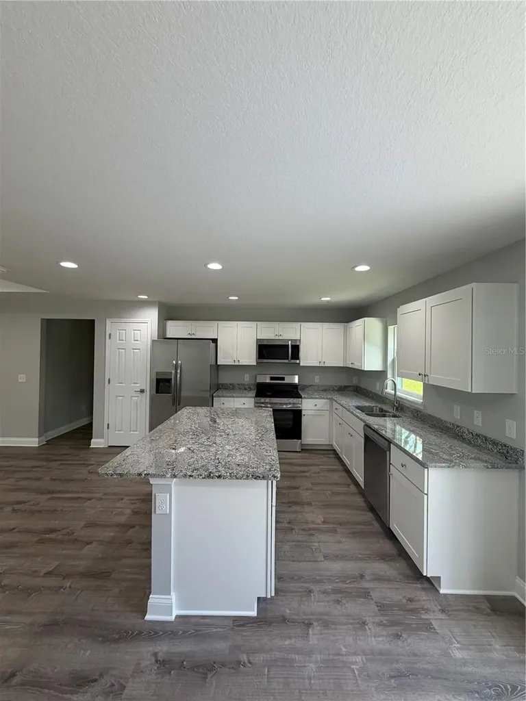 1987 Lemon Drive Lake Wales FL 33898