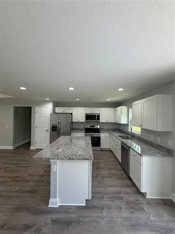 1987 Lemon Drive Lake Wales FL 33898