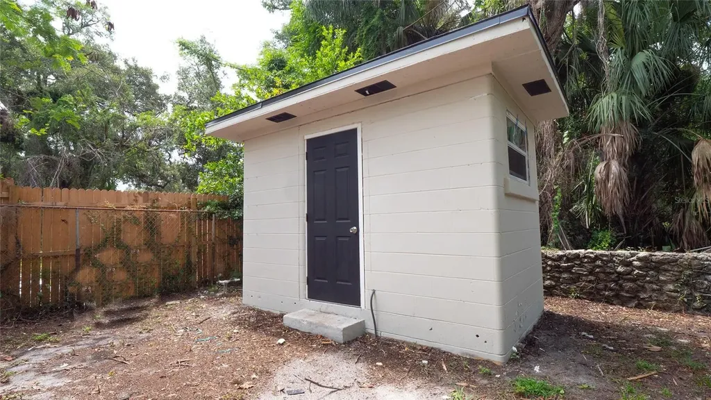 1213 E 24th Avenue Tampa FL 33605