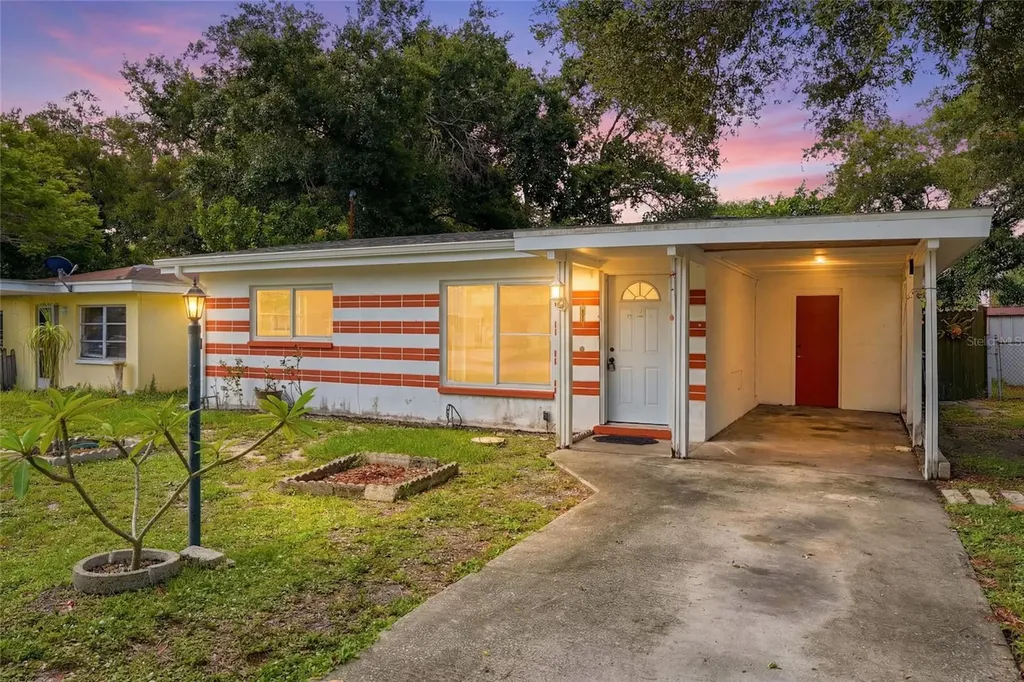 427 1st Avenue NE Largo FL 33770
