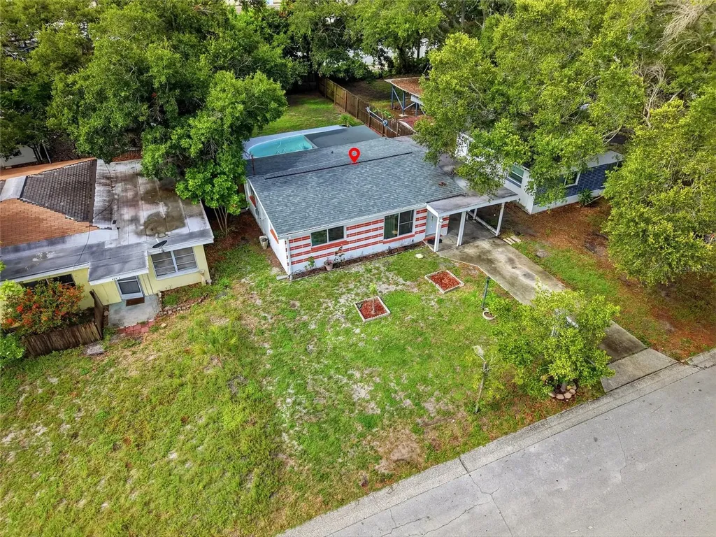 427 1st Avenue NE Largo FL 33770