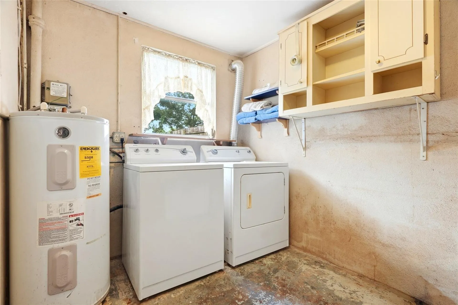 427 1st Avenue NE Largo FL 33770