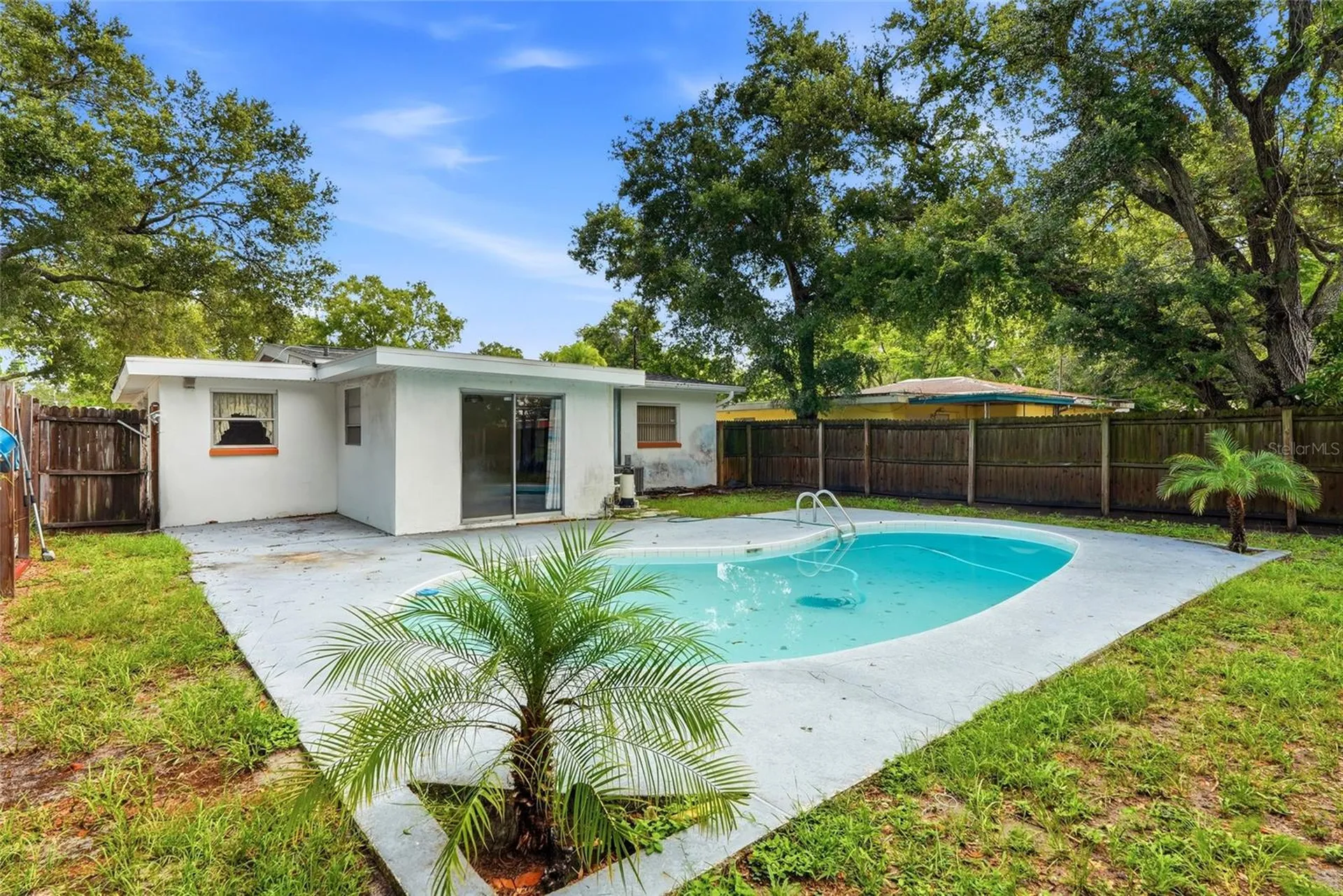427 1st Avenue NE Largo FL 33770