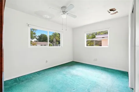 427 1st Avenue NE Largo FL 33770