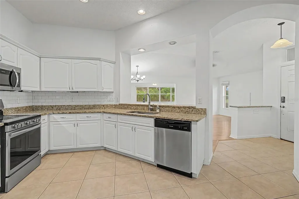 2241 Worthington Greens Drive Sun City Center FL 33573