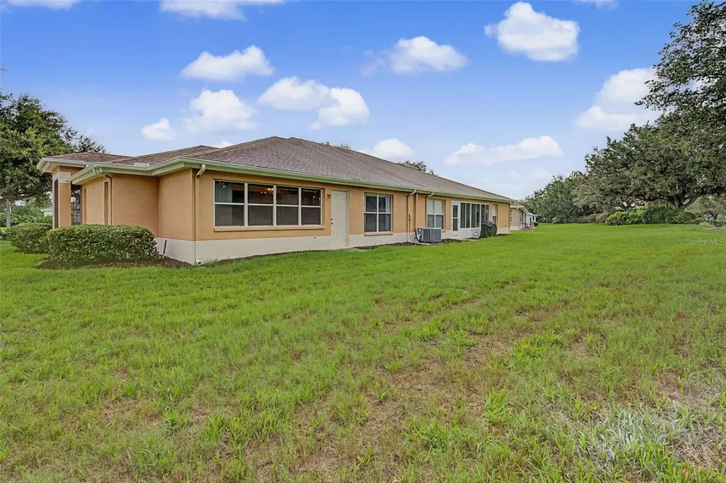 2241 Worthington Greens Drive Sun City Center FL 33573
