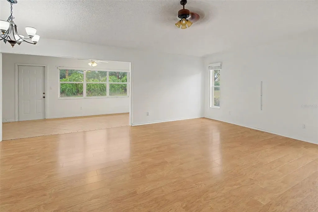 2241 Worthington Greens Drive Sun City Center FL 33573