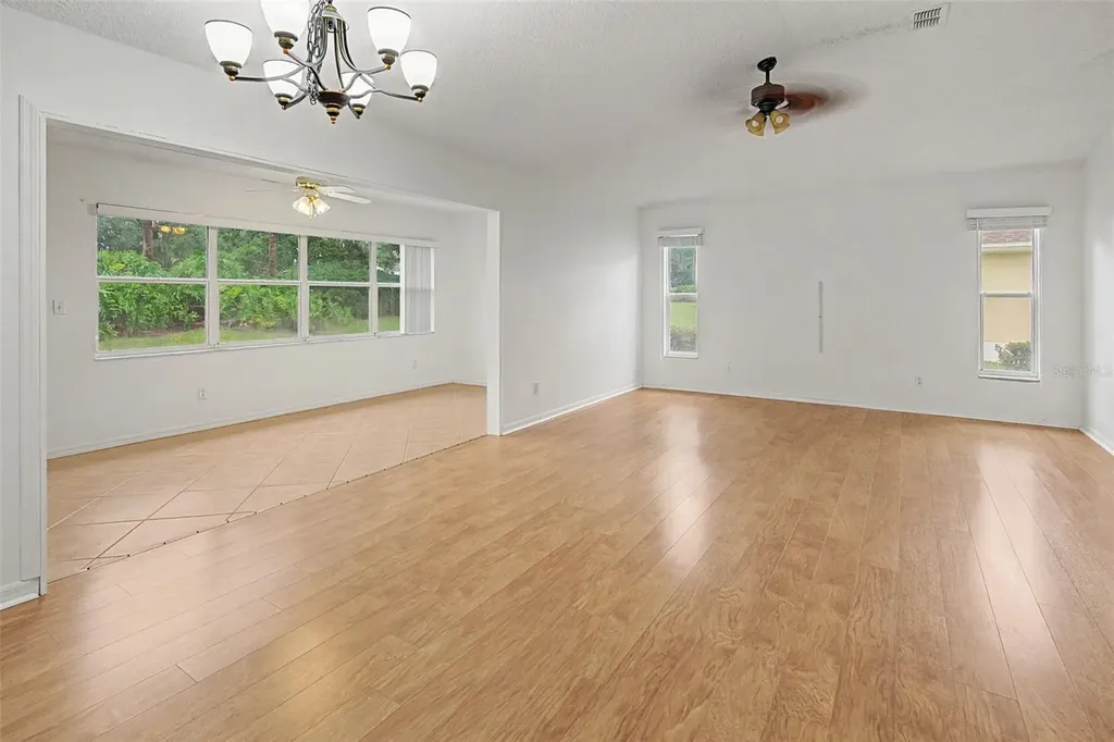 2241 Worthington Greens Drive Sun City Center FL 33573