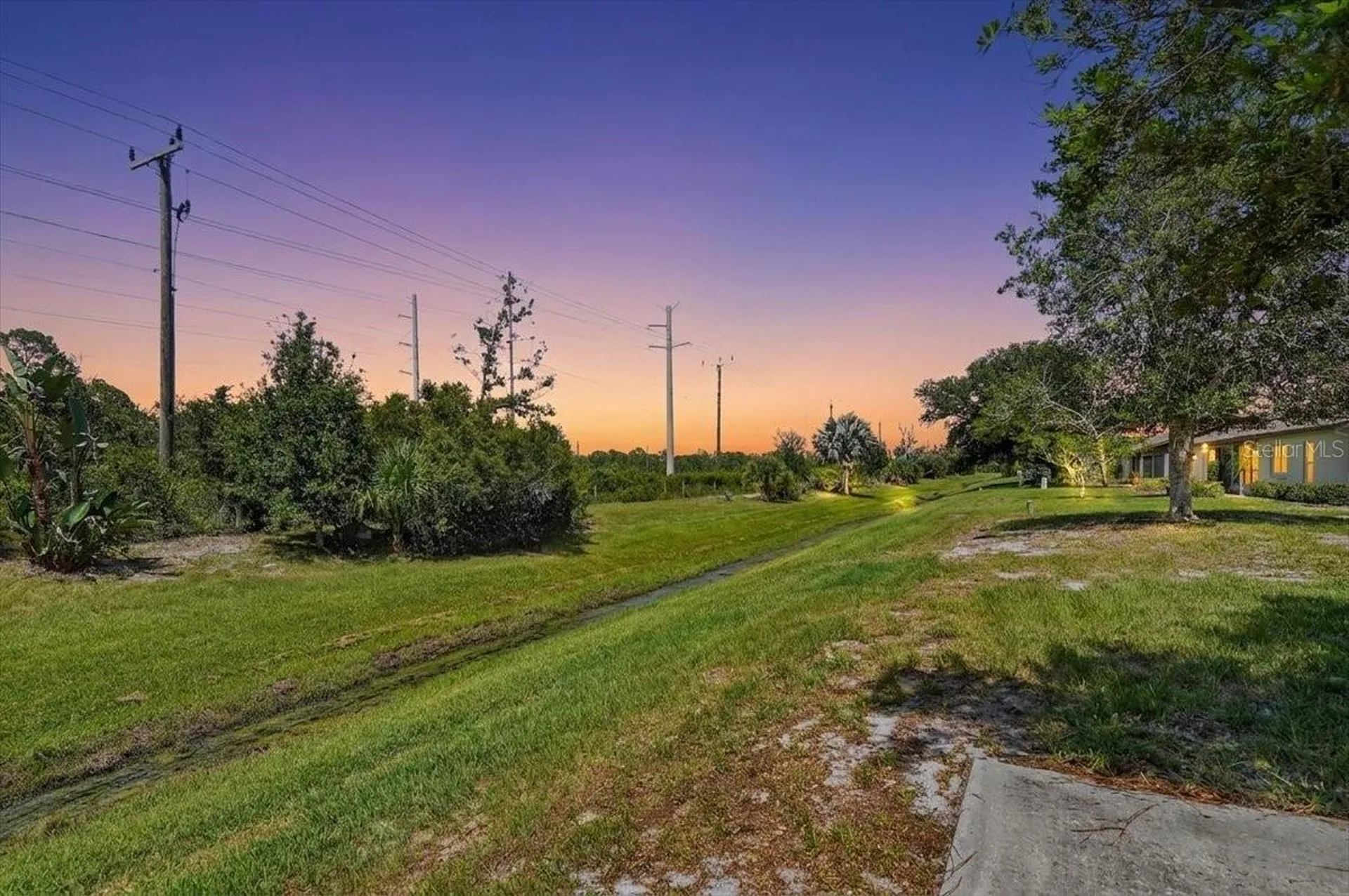 631 Foxwood Boulevard Englewood FL 34223