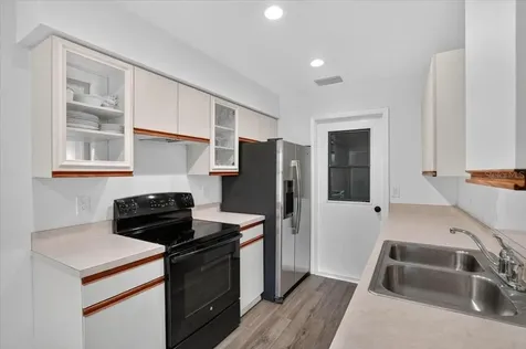 631 Foxwood Boulevard Englewood FL 34223