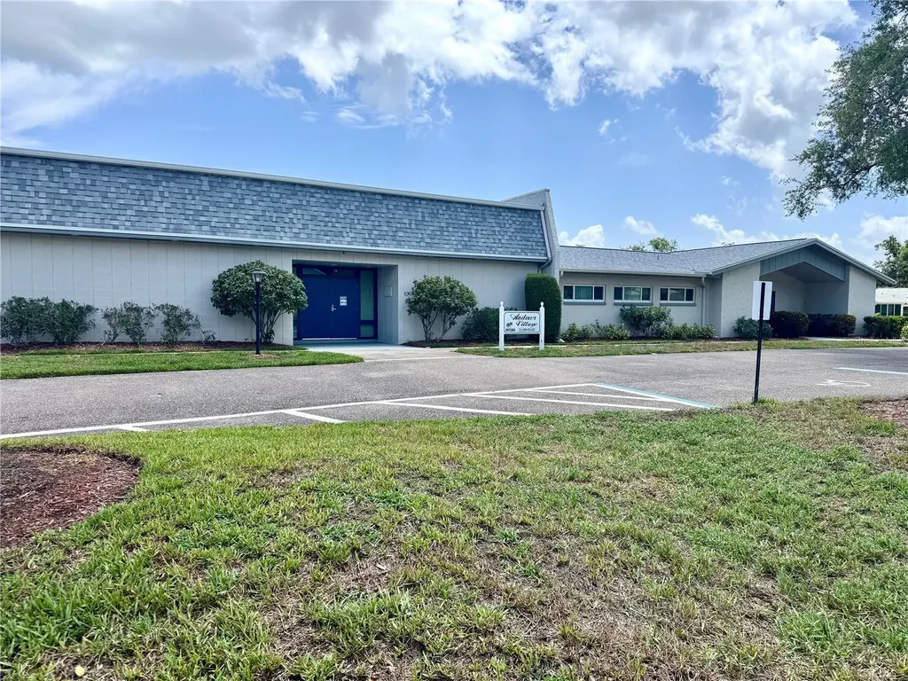 1610 Berwick Court Palm Harbor FL 34684