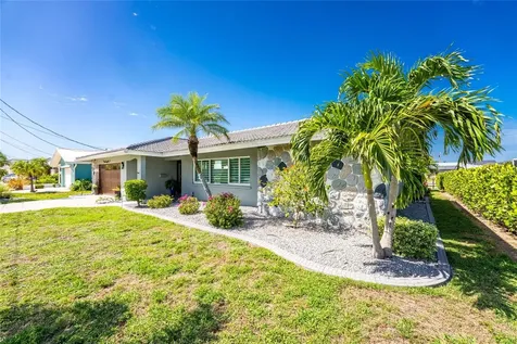 321 Capri Isles Court Punta Gorda FL 33950
