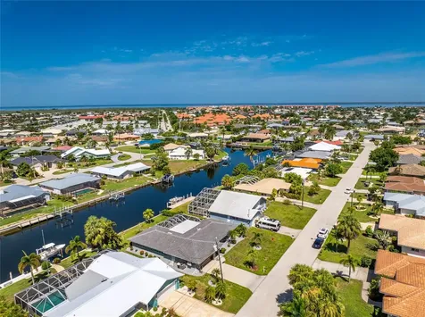 321 Capri Isles Court Punta Gorda FL 33950