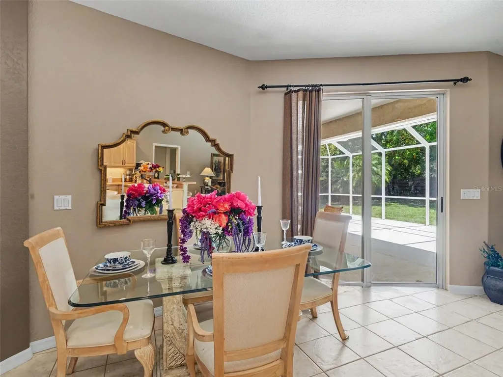4049 Giannini Lane Sarasota FL 34233