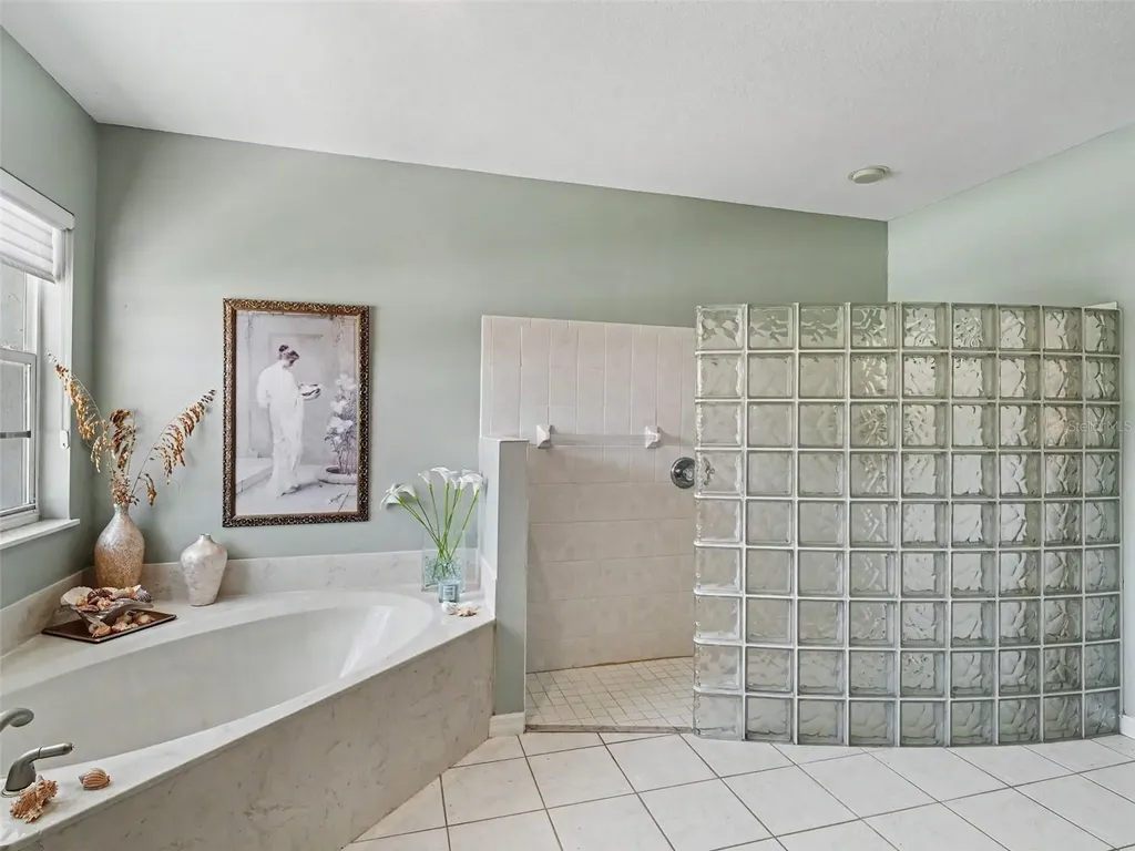 4049 Giannini Lane Sarasota FL 34233