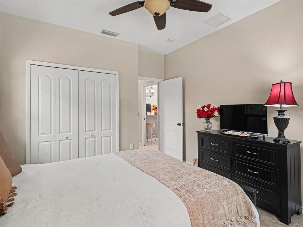 4049 Giannini Lane Sarasota FL 34233