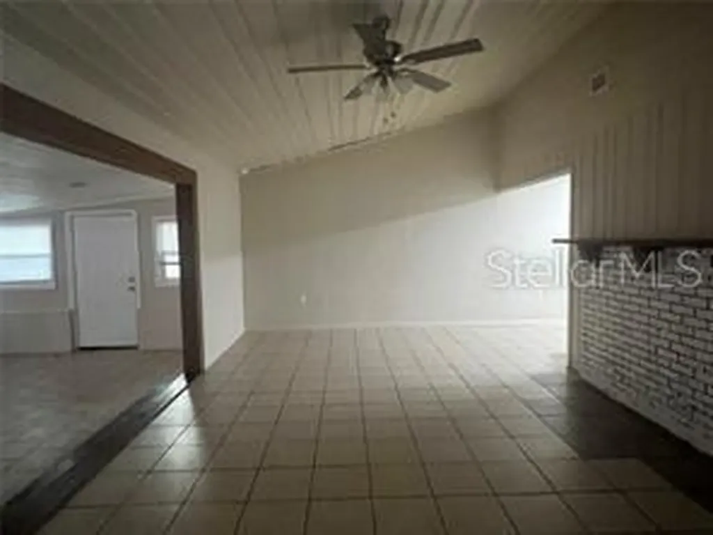 1568 NE 10 Street Ocala FL 34470