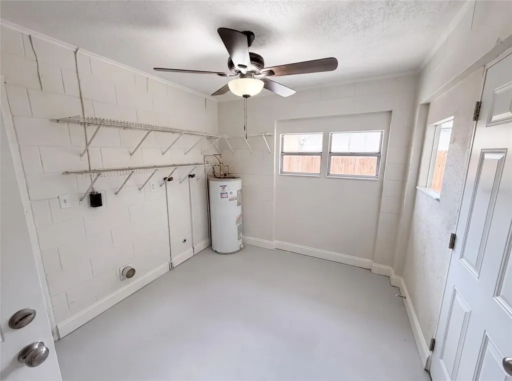 585 Hewett Drive Orlando FL 32807