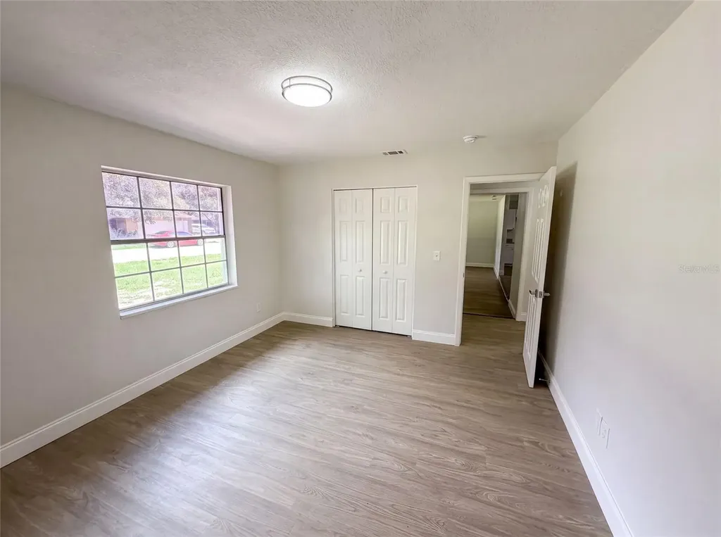 585 Hewett Drive Orlando FL 32807