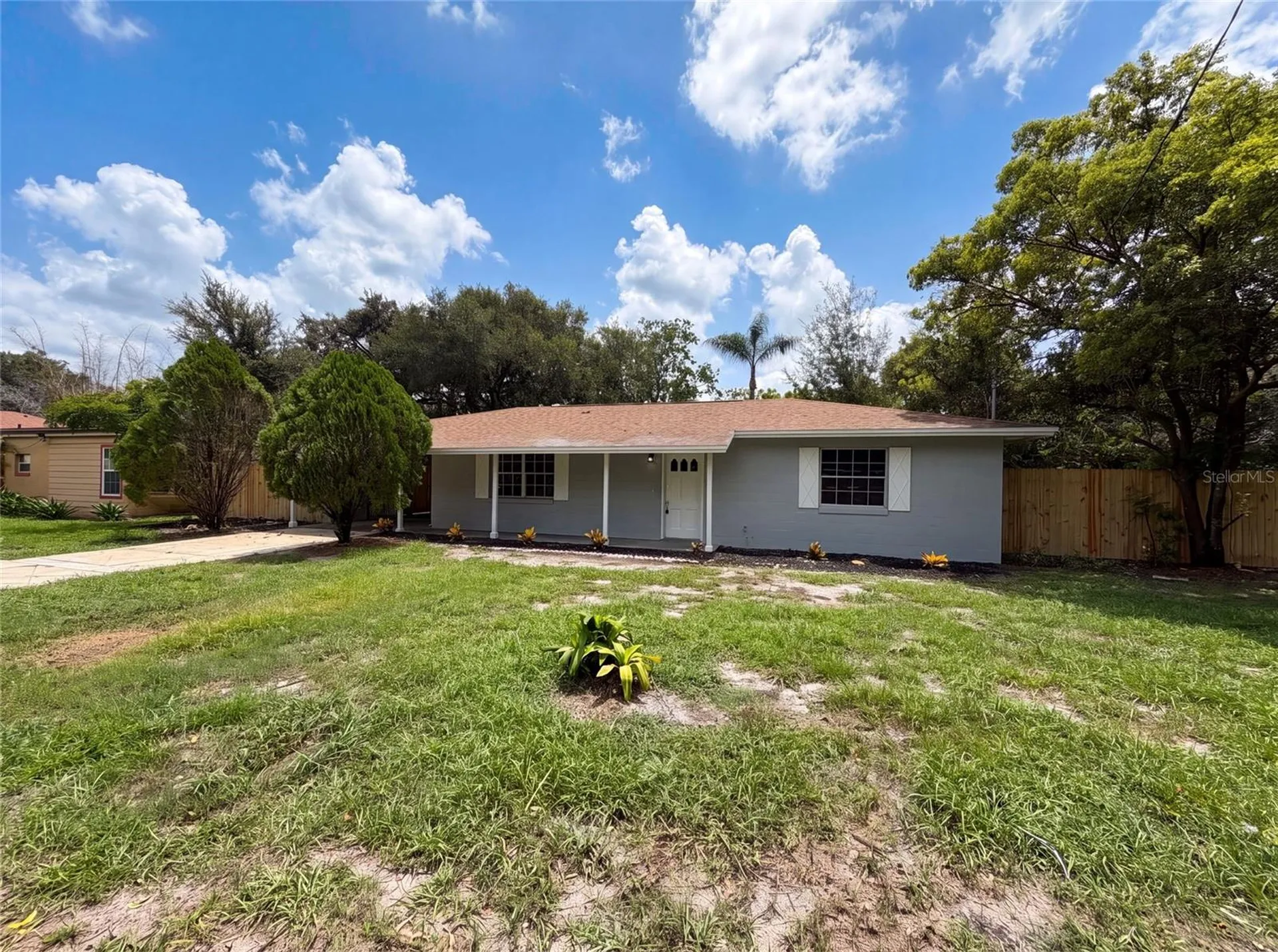 585 Hewett Drive Orlando FL 32807