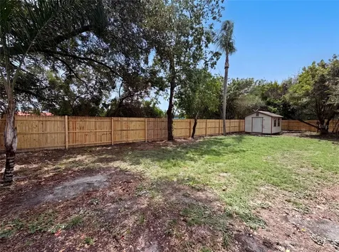 585 Hewett Drive Orlando FL 32807