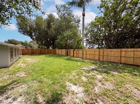 585 Hewett Drive Orlando FL 32807