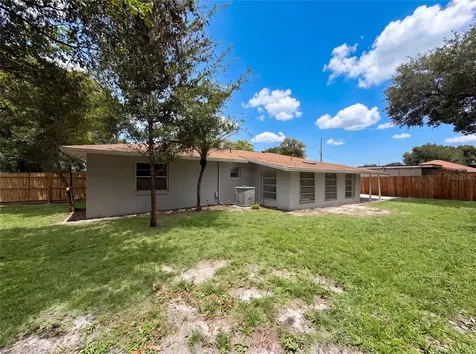 585 Hewett Drive Orlando FL 32807