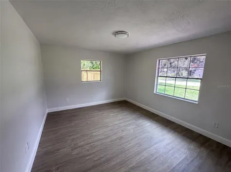 585 Hewett Drive Orlando FL 32807