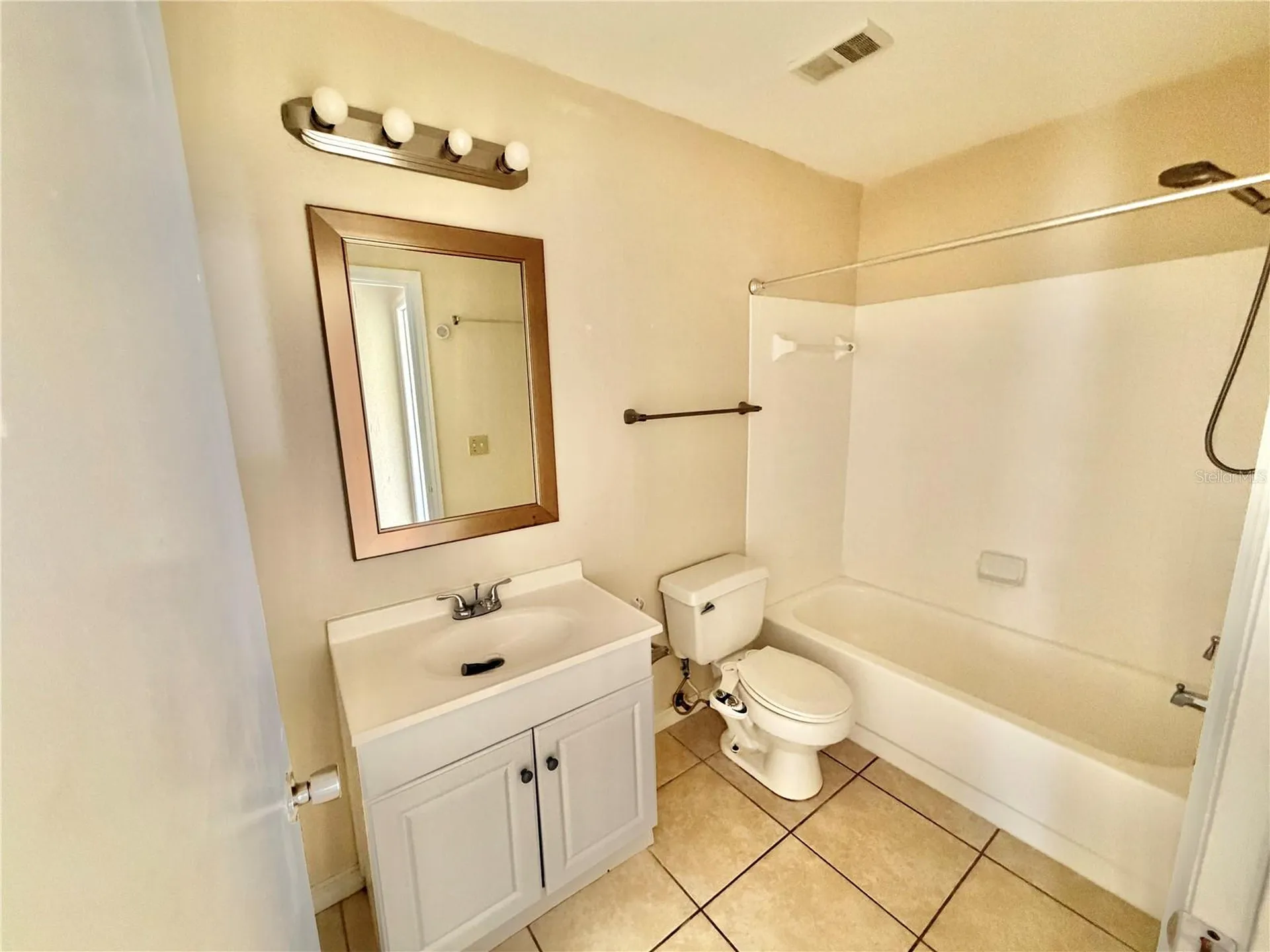 2550 N Alafaya Trail Orlando FL 32826