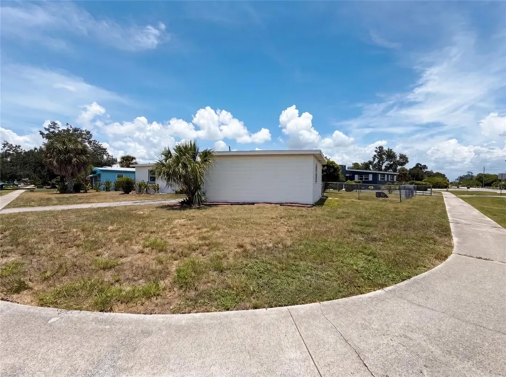 21530 Glendale Avenue Port Charlotte FL 33952