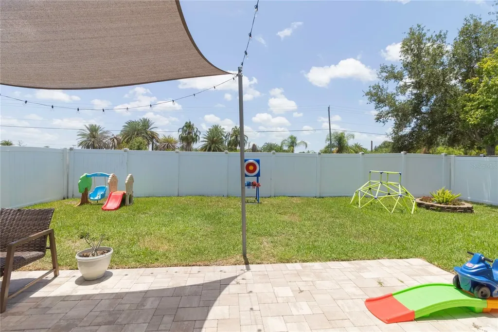 417 Blakely Court Ruskin FL 33570