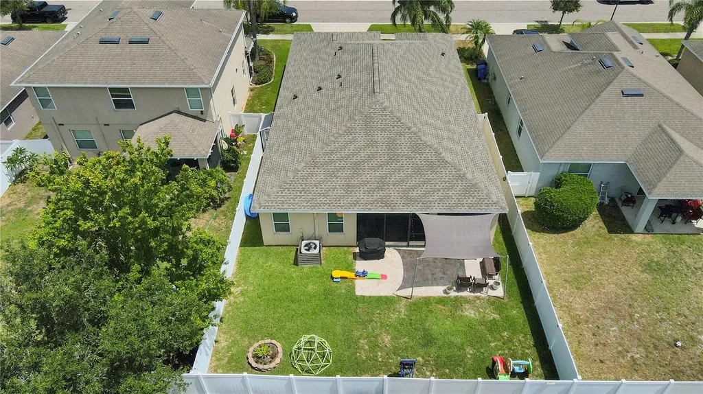 417 Blakely Court Ruskin FL 33570