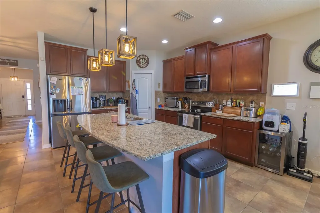 417 Blakely Court Ruskin FL 33570