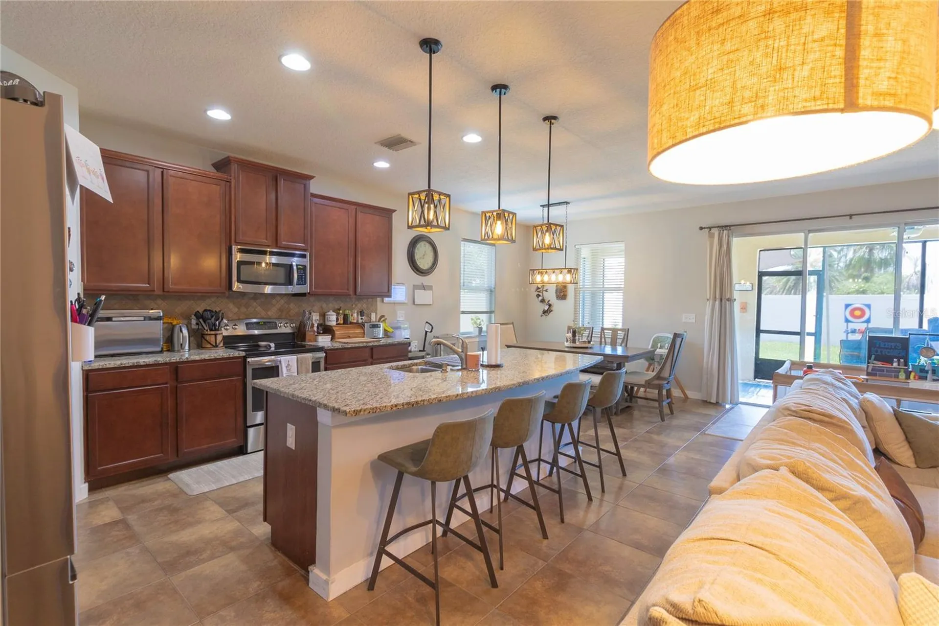 417 Blakely Court Ruskin FL 33570