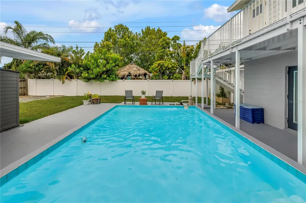 6660 17th Street N St Petersburg FL 33702