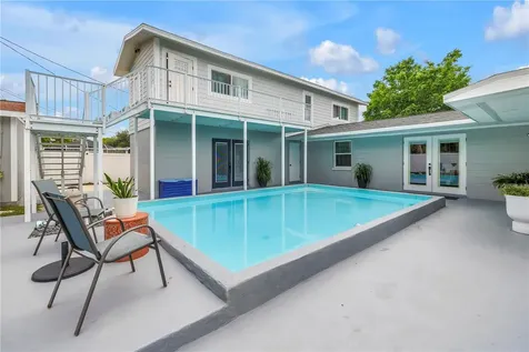 6660 17th Street N St Petersburg FL 33702