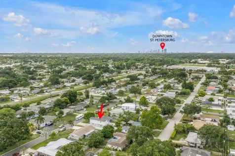 6660 17th Street N St Petersburg FL 33702