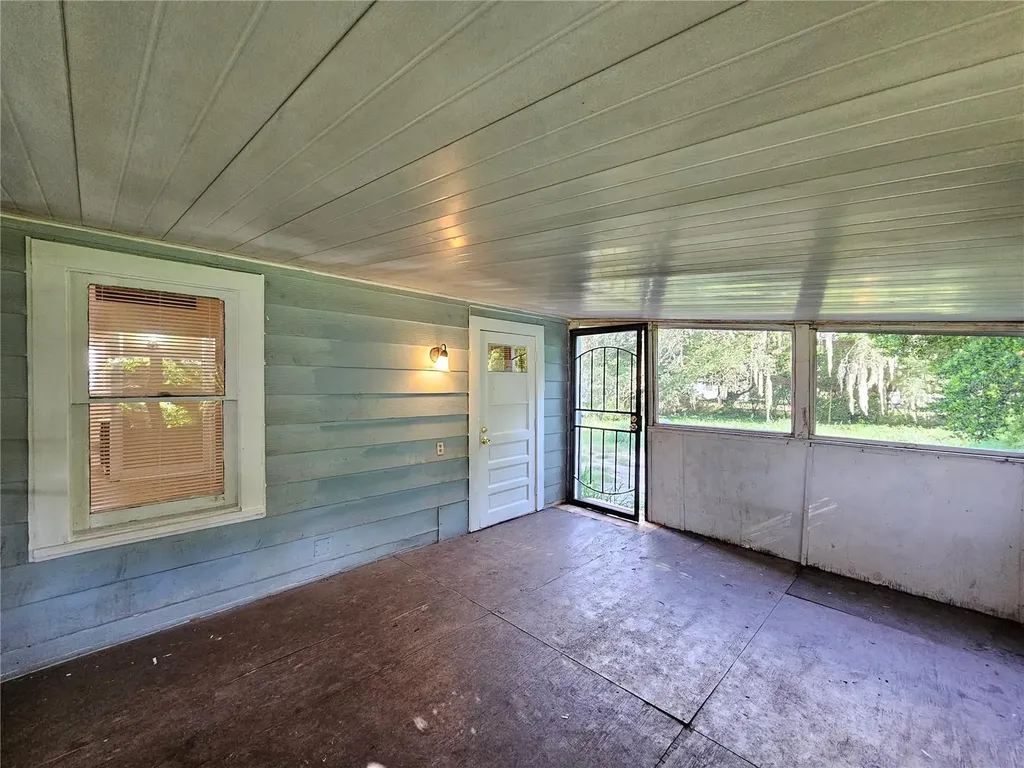 2441 E Magnolia Street Lakeland FL 33801