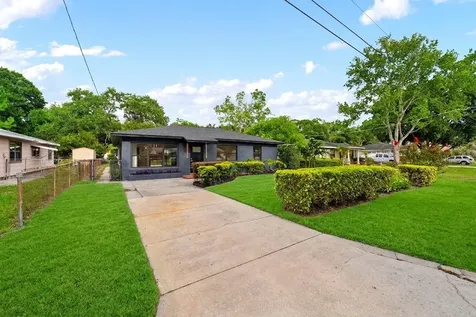 605 N Woodlynne Avenue Tampa FL 33609