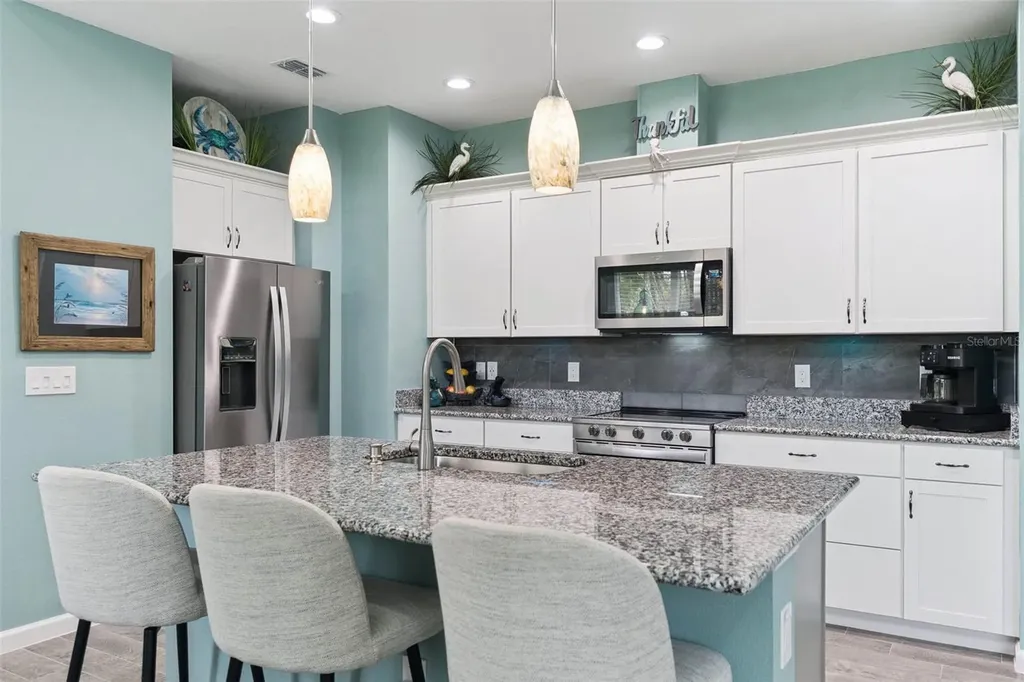 384 Gypsy Palace Lane Daytona Beach FL 32124