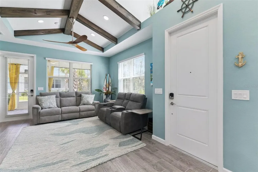 384 Gypsy Palace Lane Daytona Beach FL 32124
