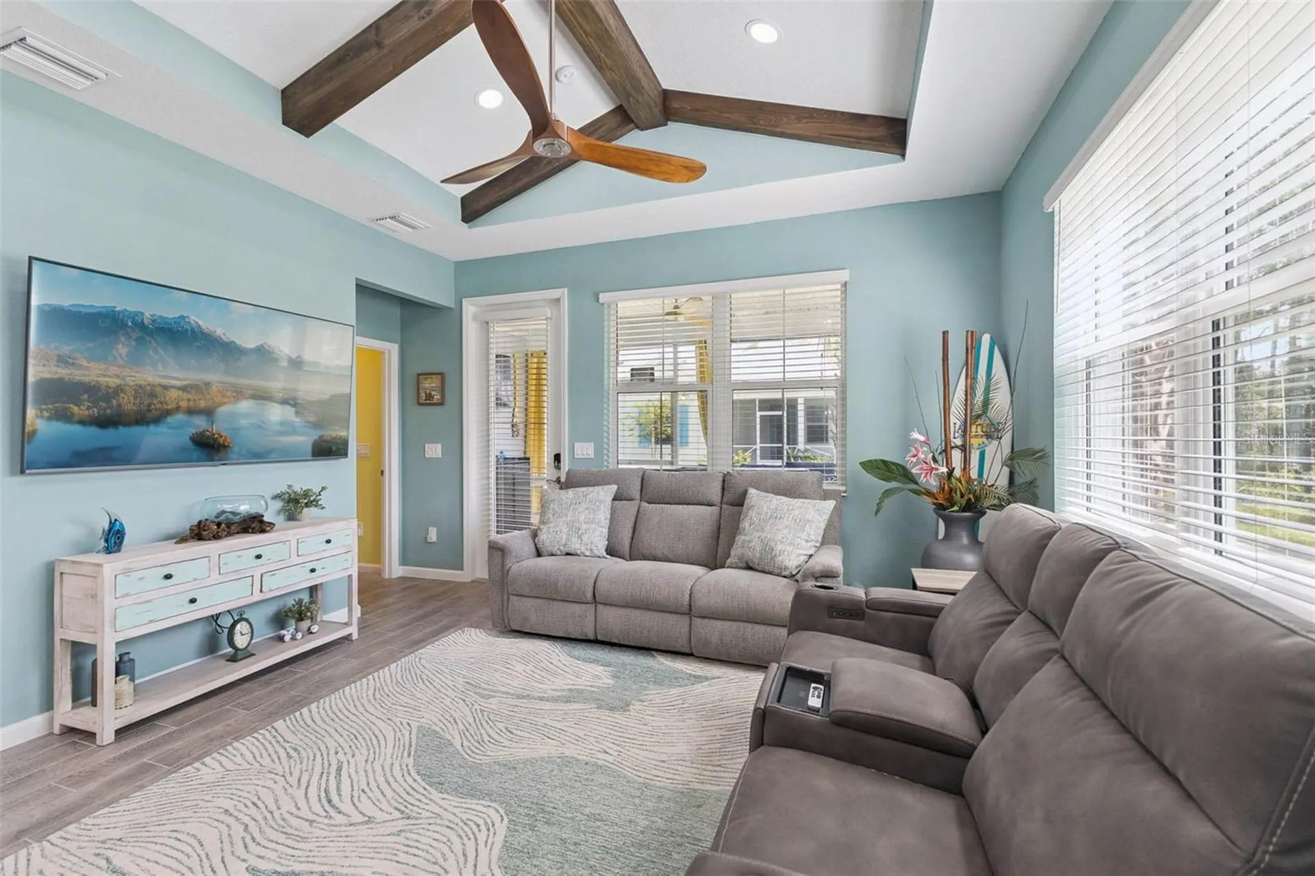 384 Gypsy Palace Lane Daytona Beach FL 32124