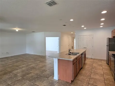 2476 Addison Creek Drive Kissimmee FL 34758