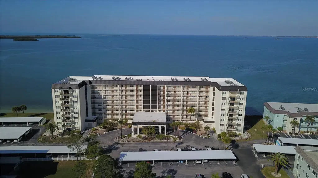 9 Haig Place Dunedin FL 34698