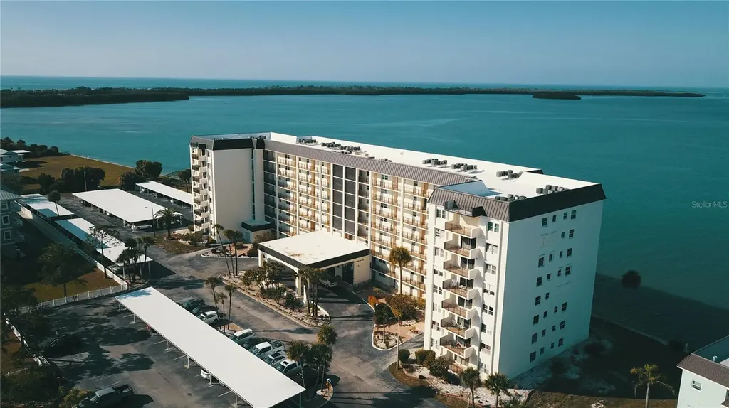 9 Haig Place Dunedin FL 34698