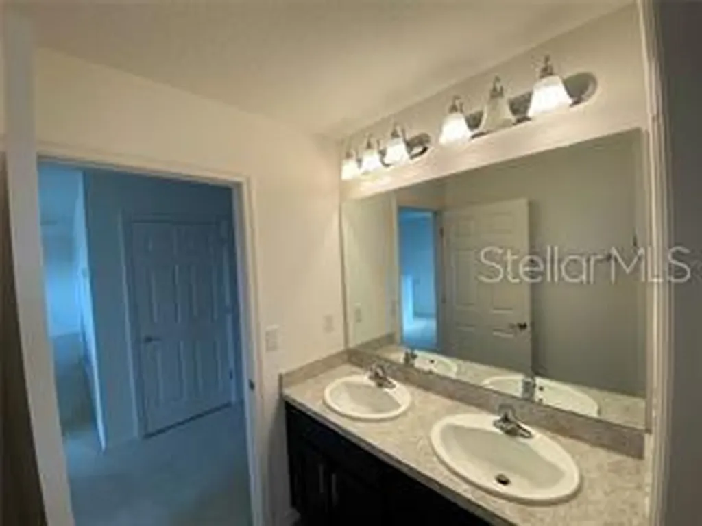 247 Sparrow Hawk Drive Groveland FL 34736