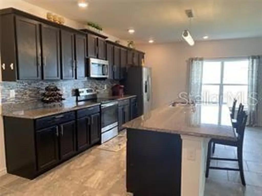 247 Sparrow Hawk Drive Groveland FL 34736