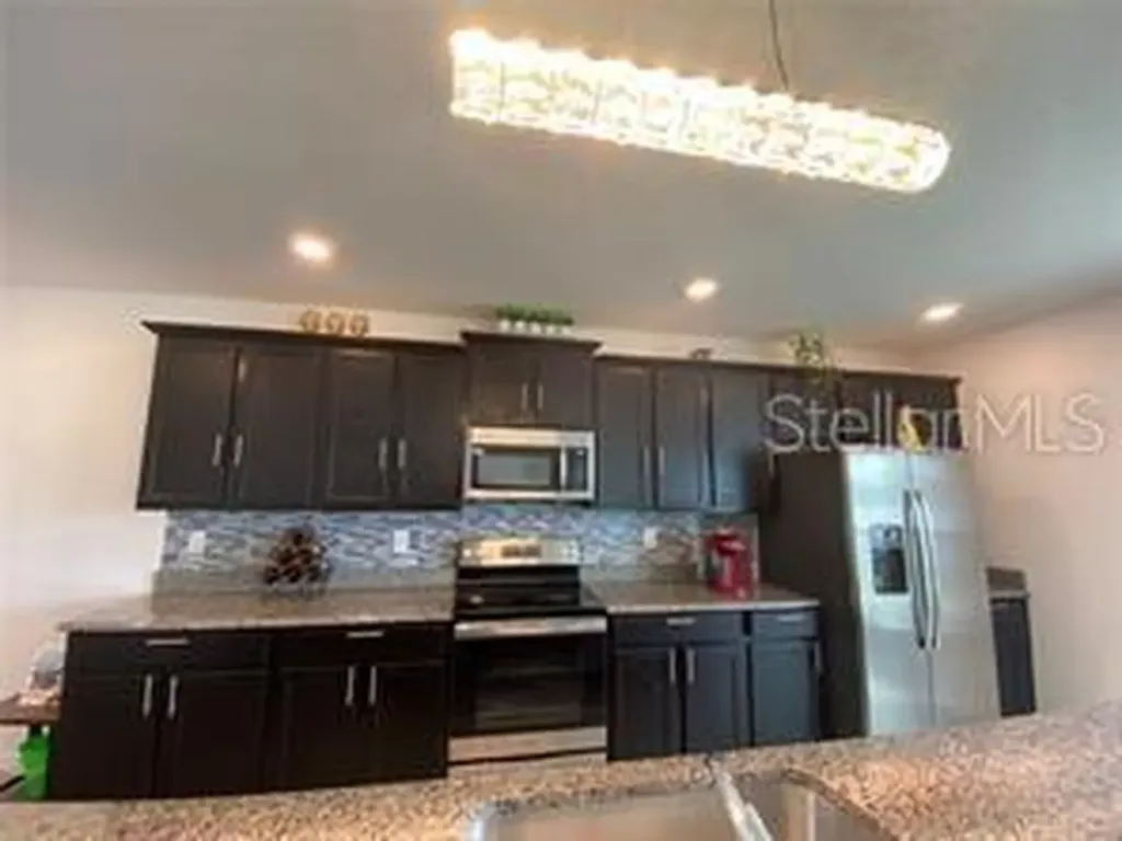 247 Sparrow Hawk Drive Groveland FL 34736