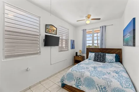 10 Calle Miramar Rincon PR 00677