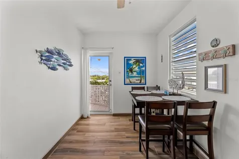 10 Calle Miramar Rincon PR 00677